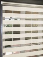 store jour-nuit écru 100% polyester, largeur :30 à 240cm et hauteur 40 à 260cm, garanti 30ans