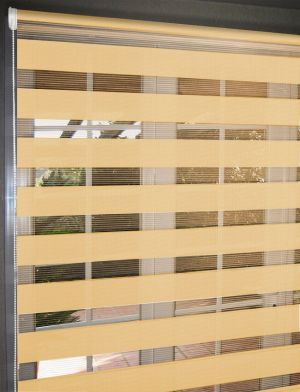 Store Enrouleur Jour/Nuit Tamisant Café au Lait