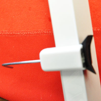 fixation du support quickfit sur la m&eacute;nuiserie